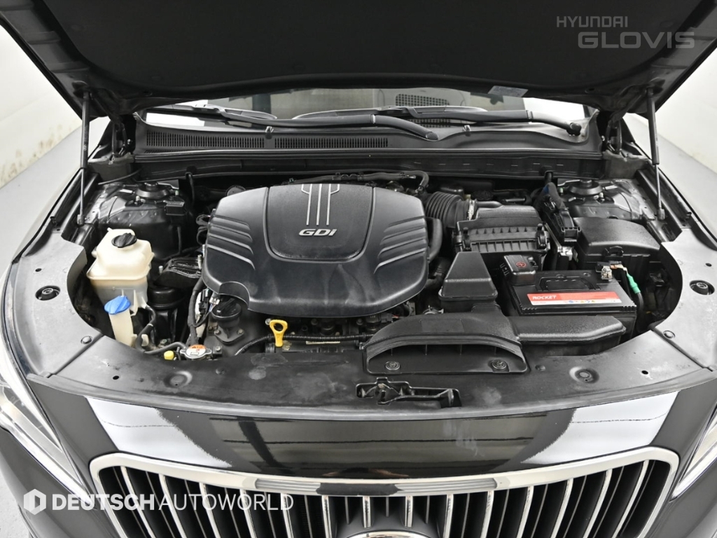 HYUNDAI Aslan G300