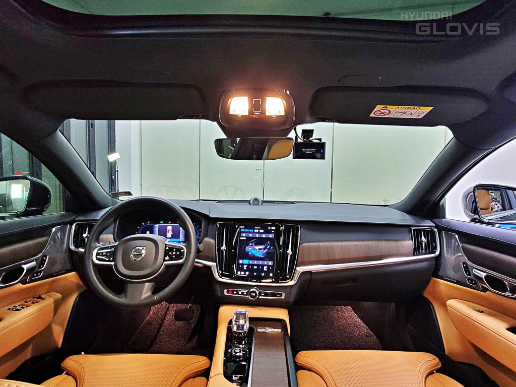 VOLVO The New S90 B6 AWD