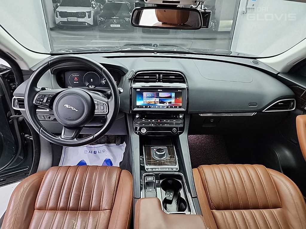 JAGUAR F-PACE 2.0 20d AWD