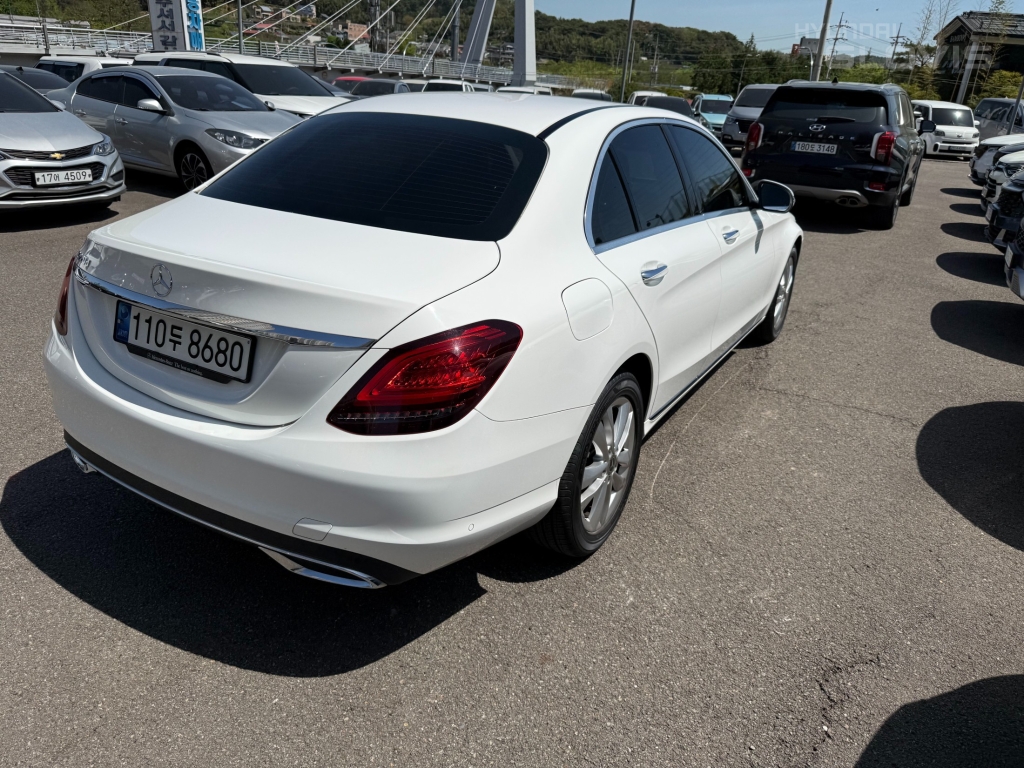 BENZ C-Class (4th Generation) C220 D
