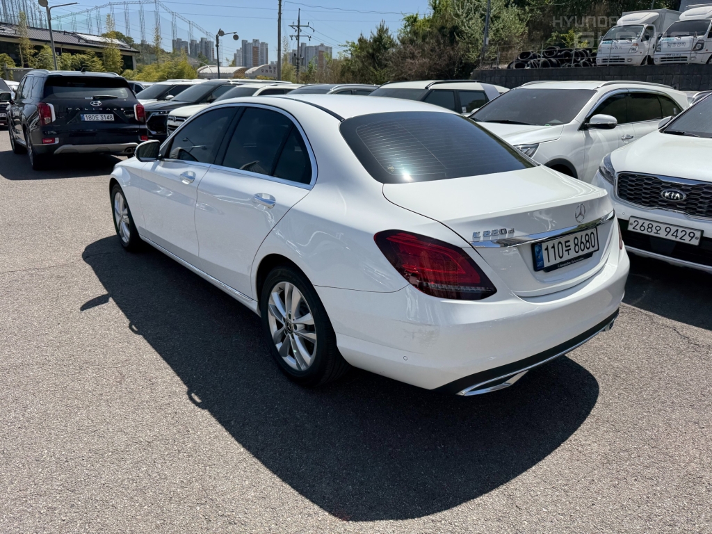 BENZ C-Class (4th Generation) C220 D