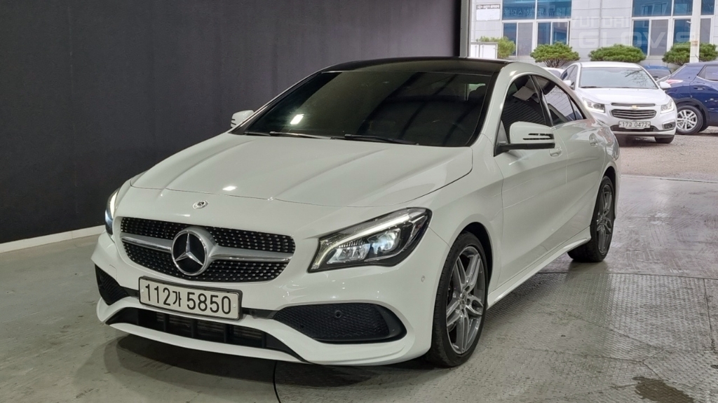 BENZ CLA-Class CLA 220