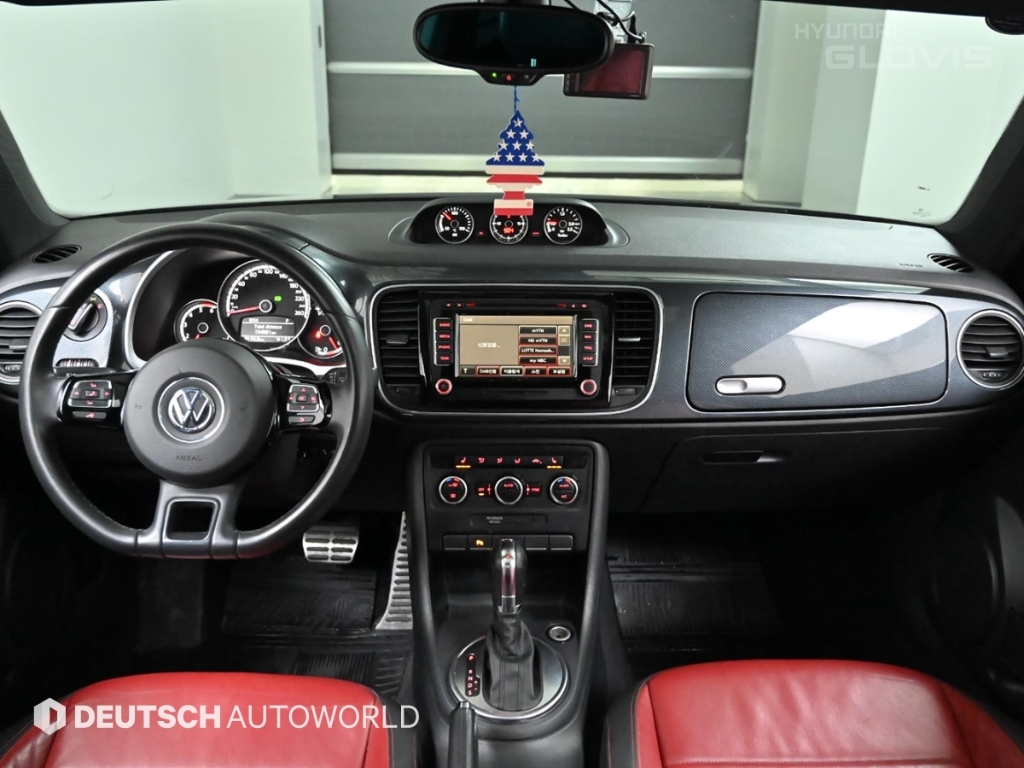 VOLKSWAGEN The Beetle 2.0 TDI