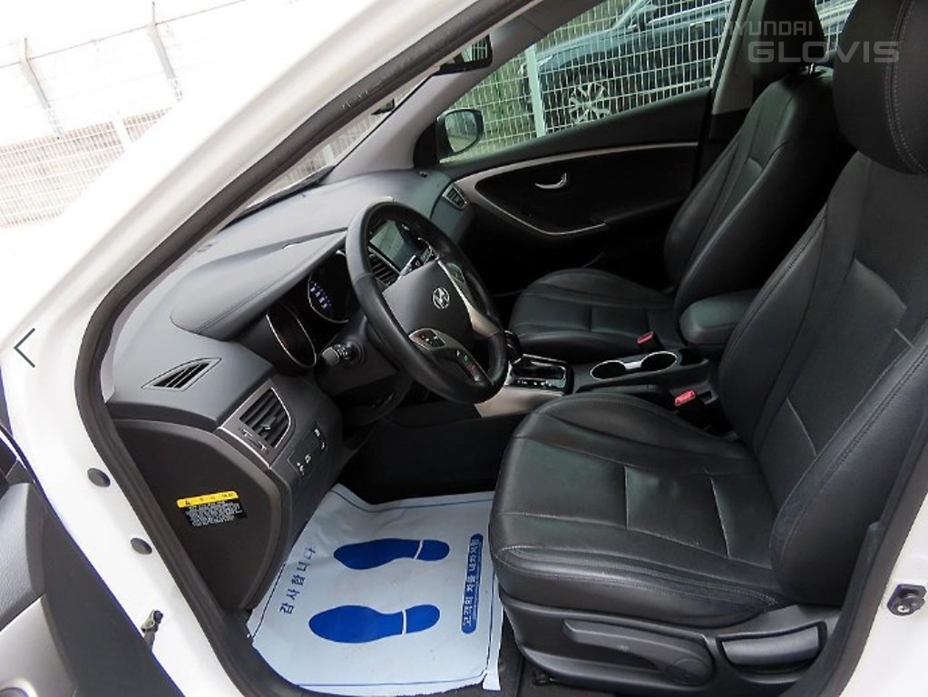 HYUNDAI The New I30 2.0 GDI
