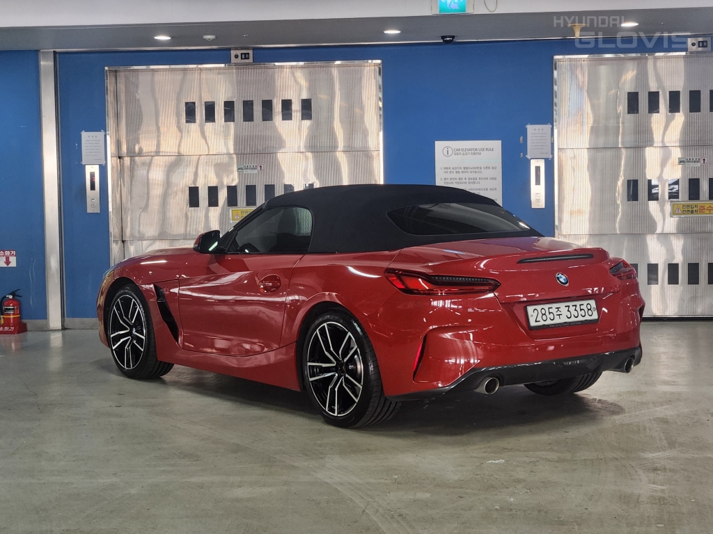 BMW Z4 (3rd Generation) 20i SDrive