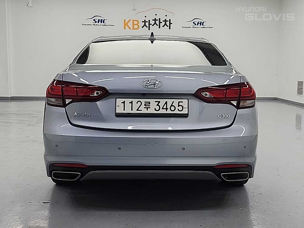 HYUNDAI Aslan G300