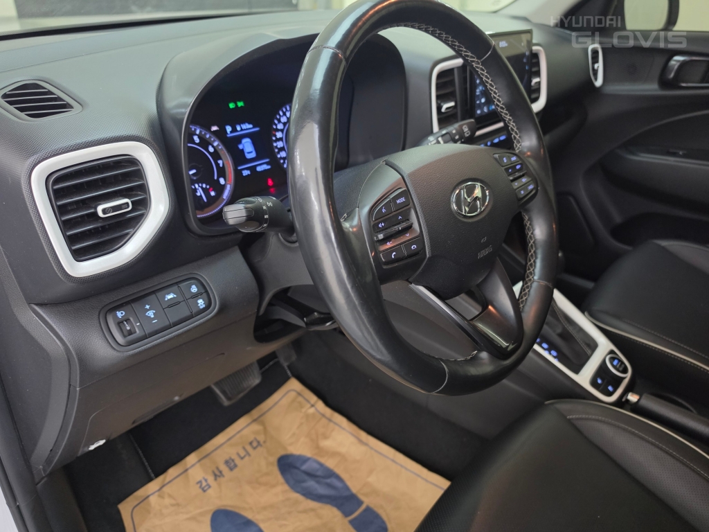 HYUNDAI Venue Smart