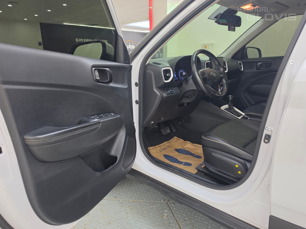 HYUNDAI Venue Smart