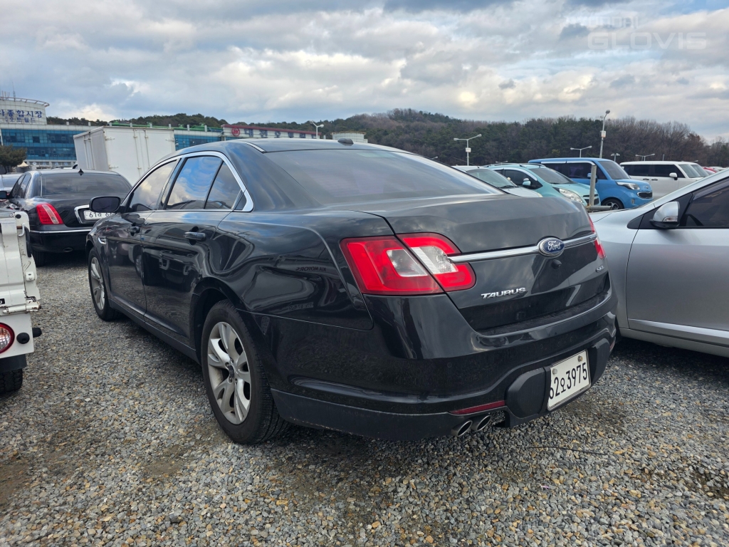 FORD Taurus (6th Generation) 3.5