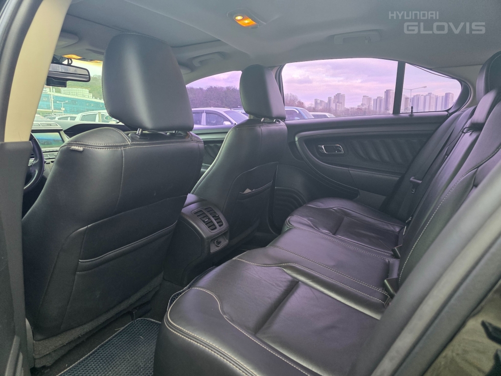 FORD Taurus (6th Generation) 3.5