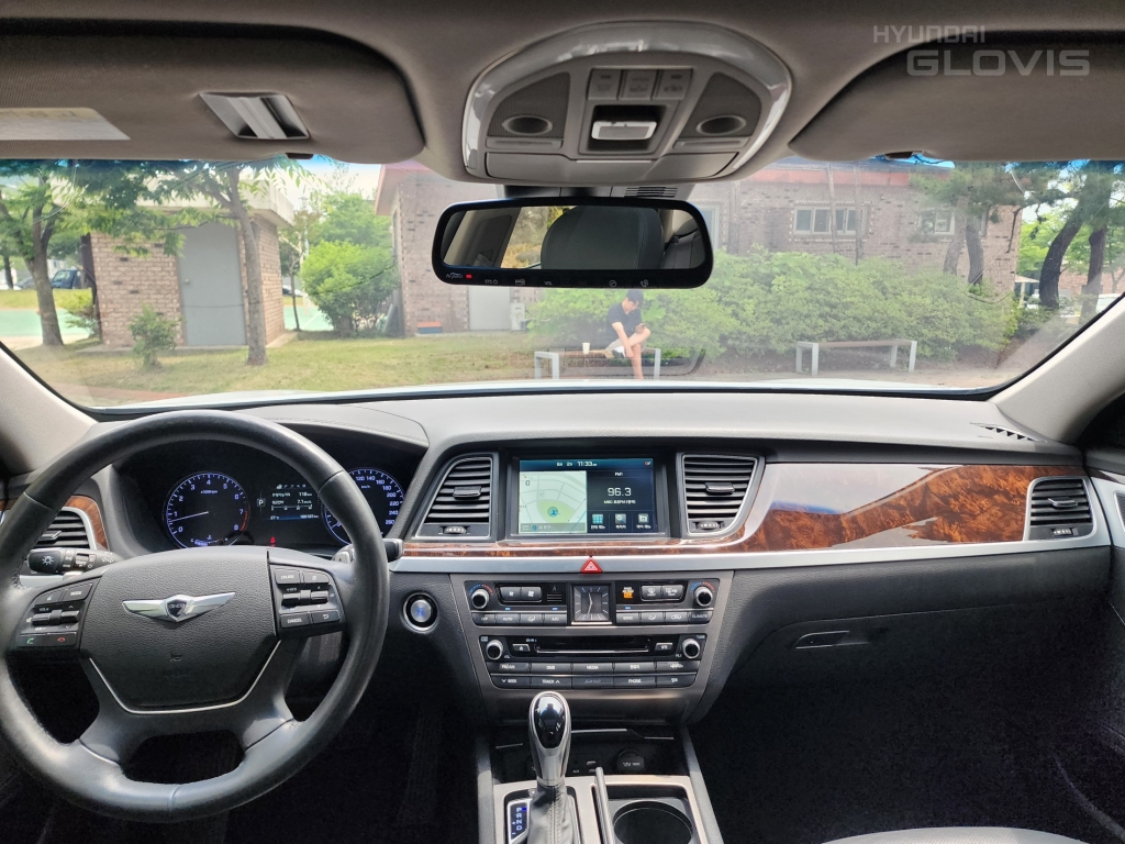 HYUNDAI Genesis DH G330