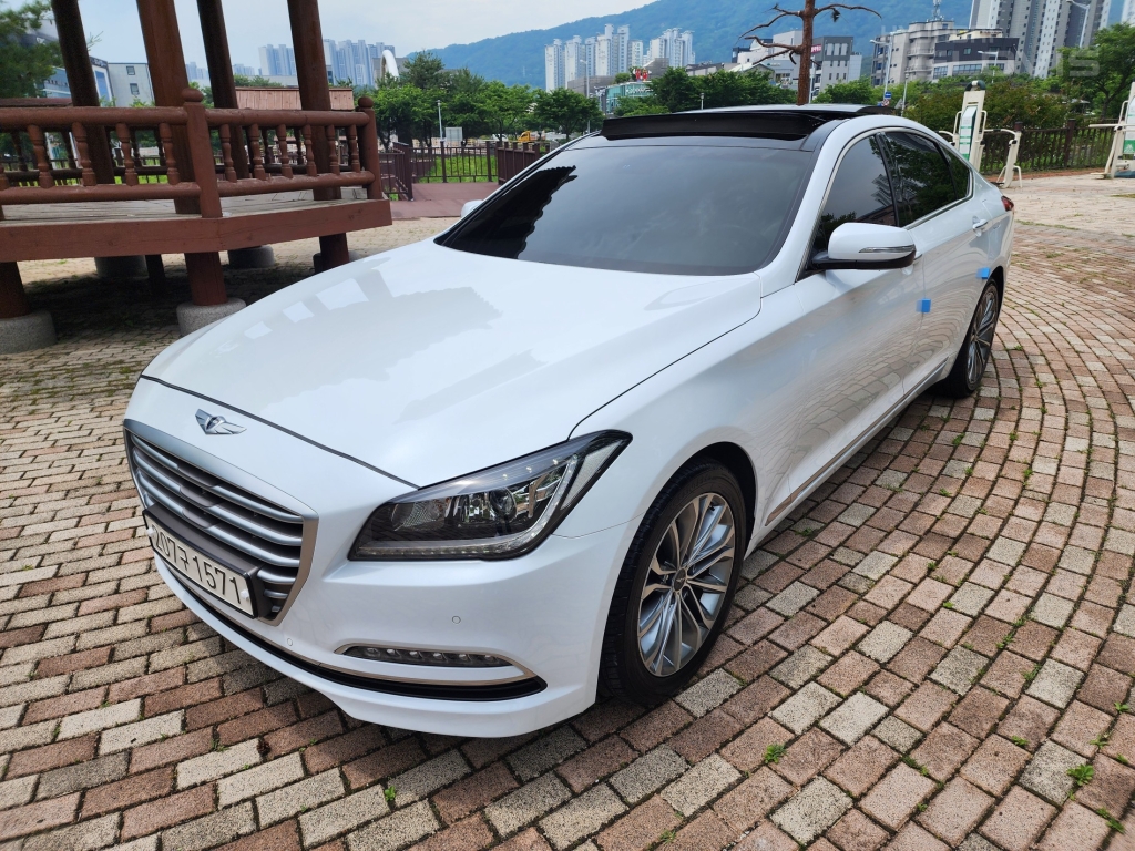 HYUNDAI Genesis DH G330