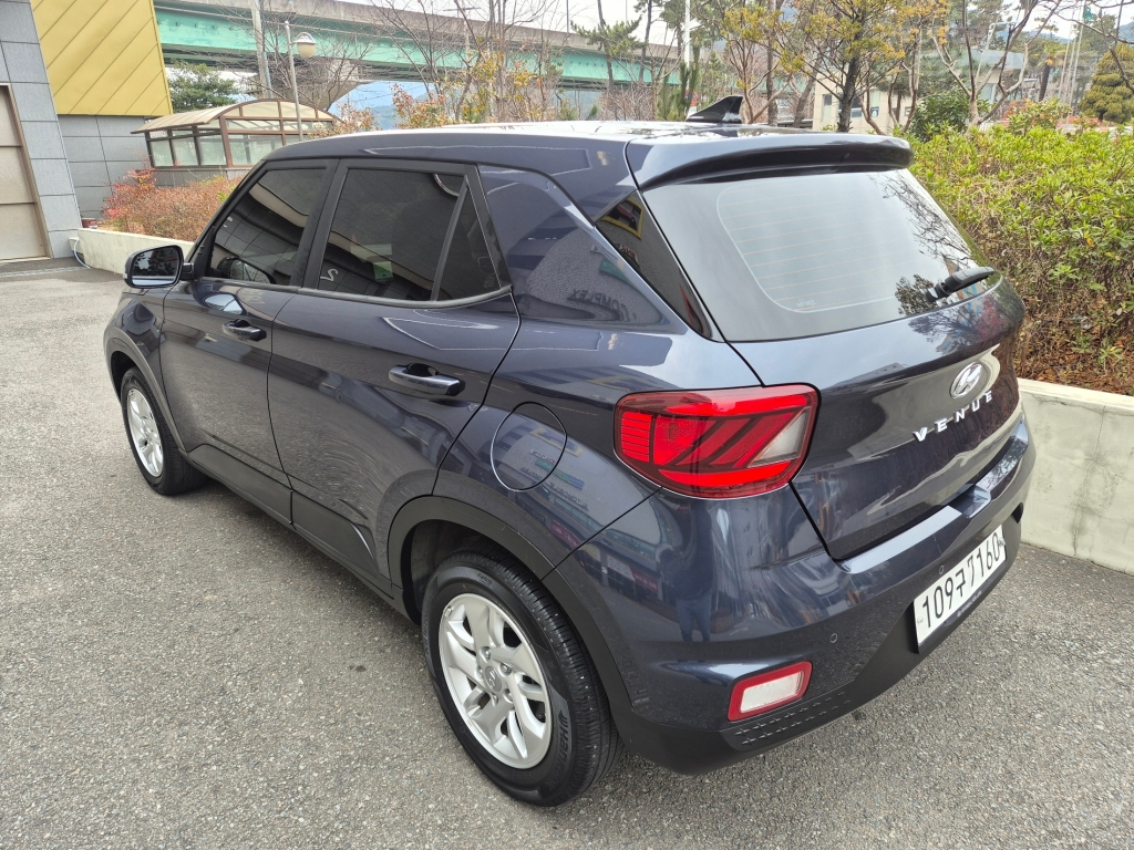 HYUNDAI Venue Smart