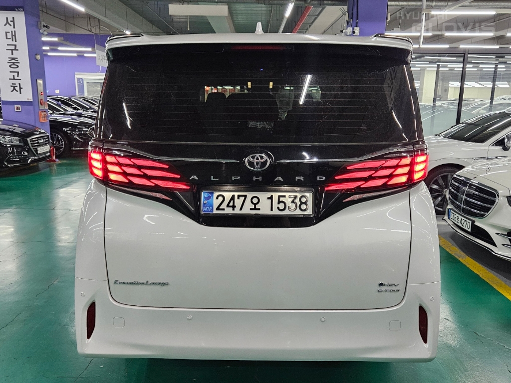 TOYOTA Alphard (4th Generation) 2.5 HEV AWD