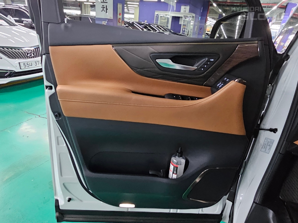 TOYOTA Alphard (4th Generation) 2.5 HEV AWD