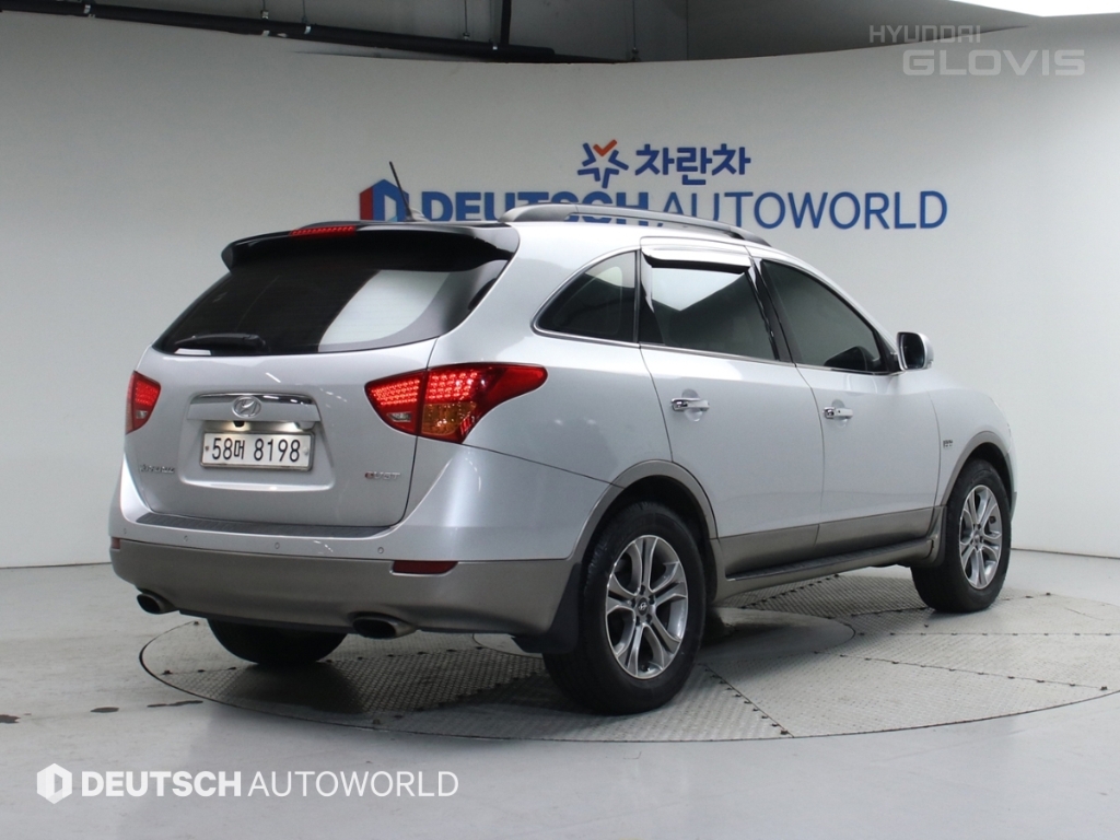 HYUNDAI Veracruz Diesel 2WD