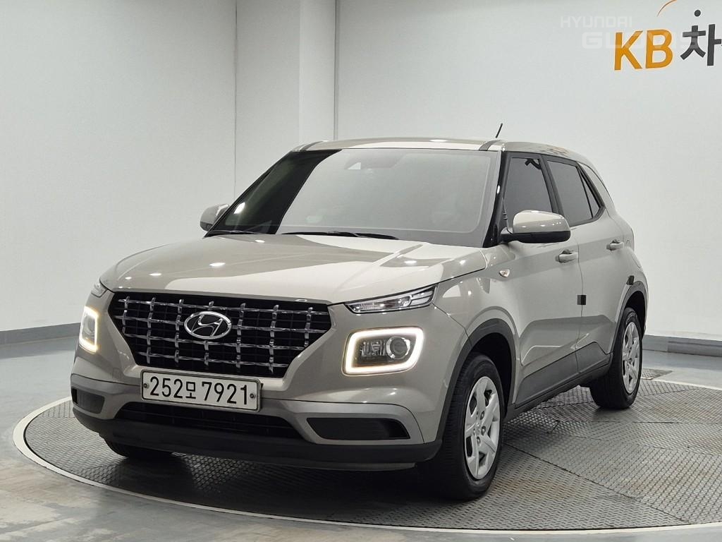 HYUNDAI Venue Smart