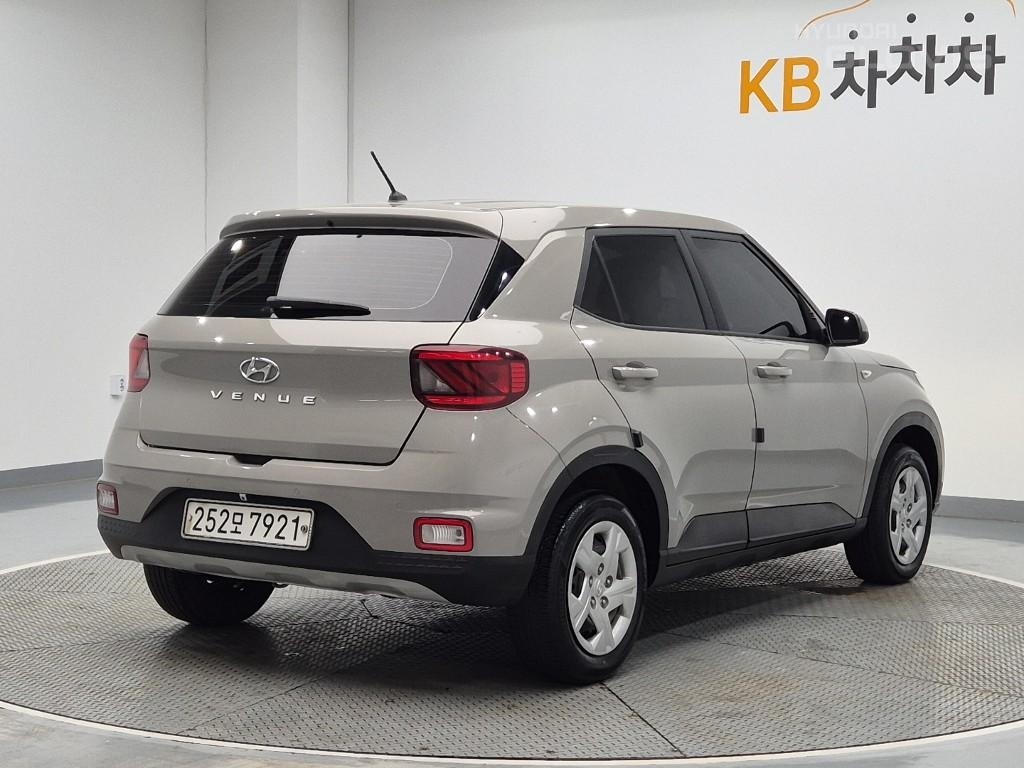HYUNDAI Venue Smart