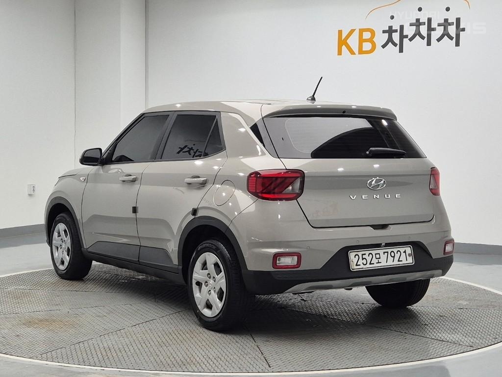 HYUNDAI Venue Smart