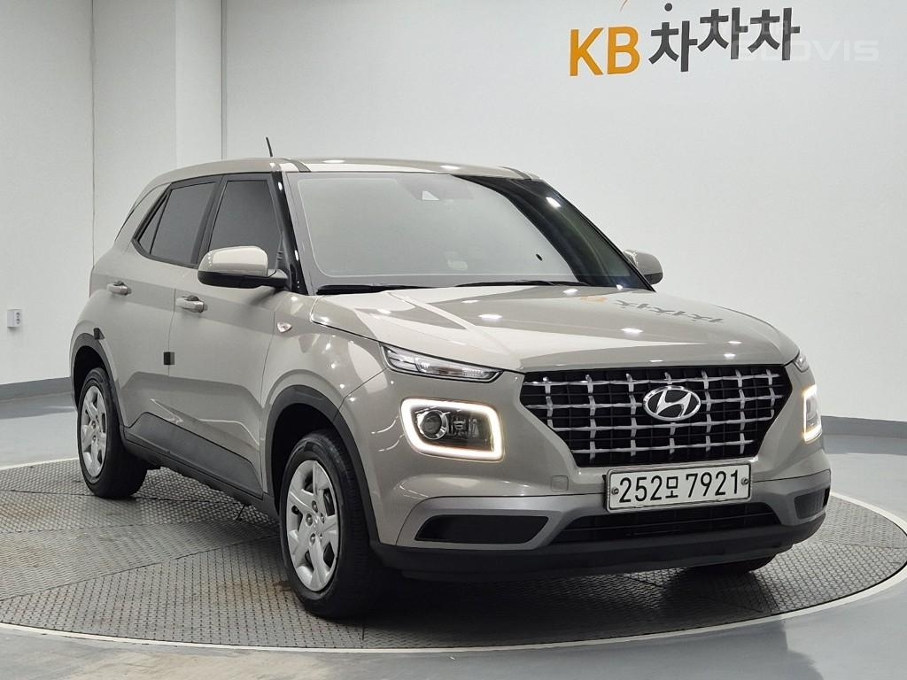 HYUNDAI Venue Smart