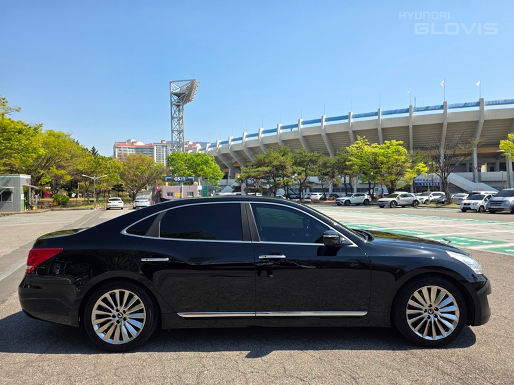 HYUNDAI Ecuus (New Model) VS380