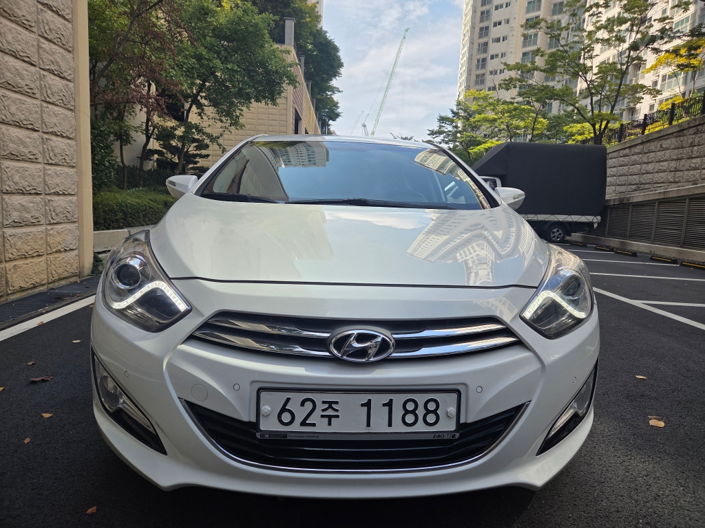 HYUNDAI I40 Saloon 2.0 GDI