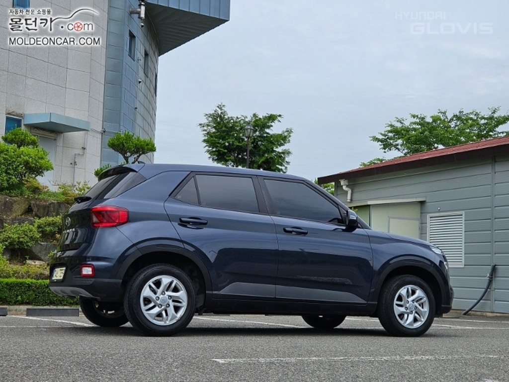 HYUNDAI Venue Smart