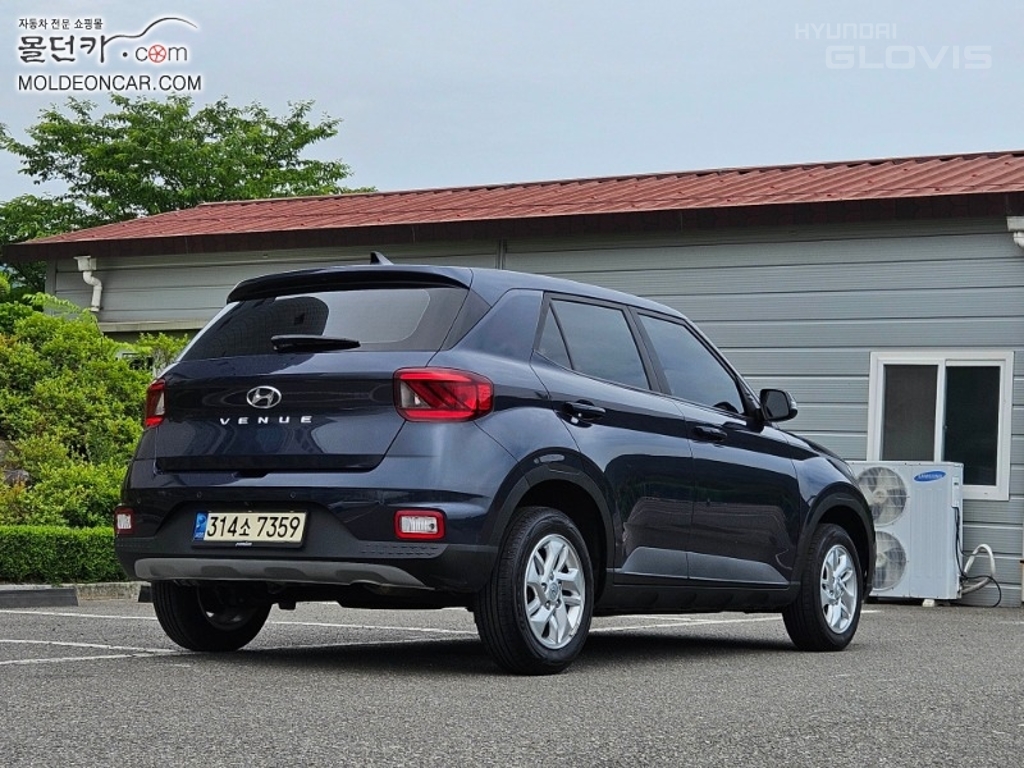 HYUNDAI Venue Smart