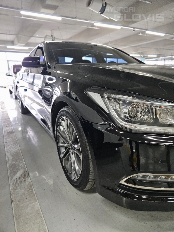 HYUNDAI Genesis DH G330