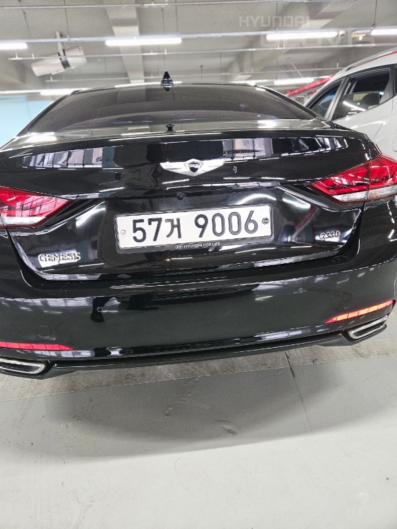HYUNDAI Genesis DH G330