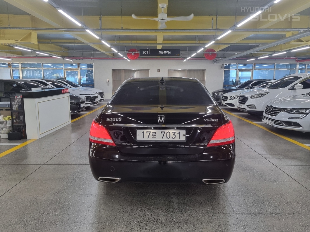 HYUNDAI Ecuus (New Model) VS380