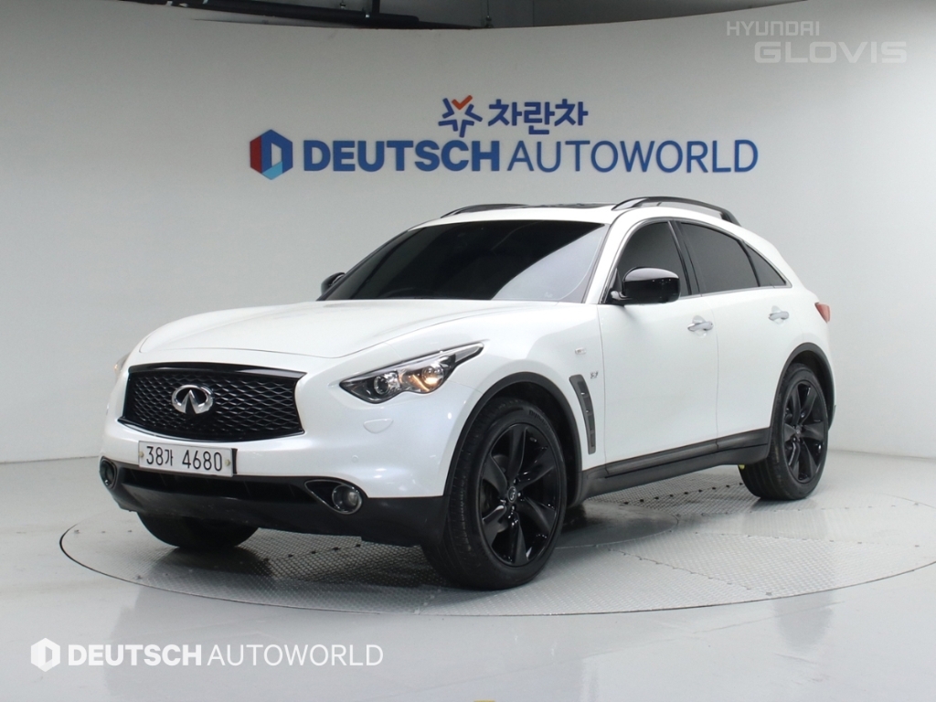INFINITY QX70 3.7 S AWD