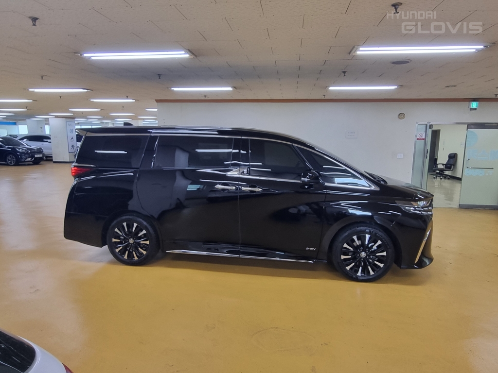 TOYOTA Alphard (4th Generation) 2.5 HEV AWD