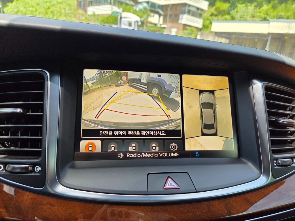 HYUNDAI Ecuus (New Model) VS380