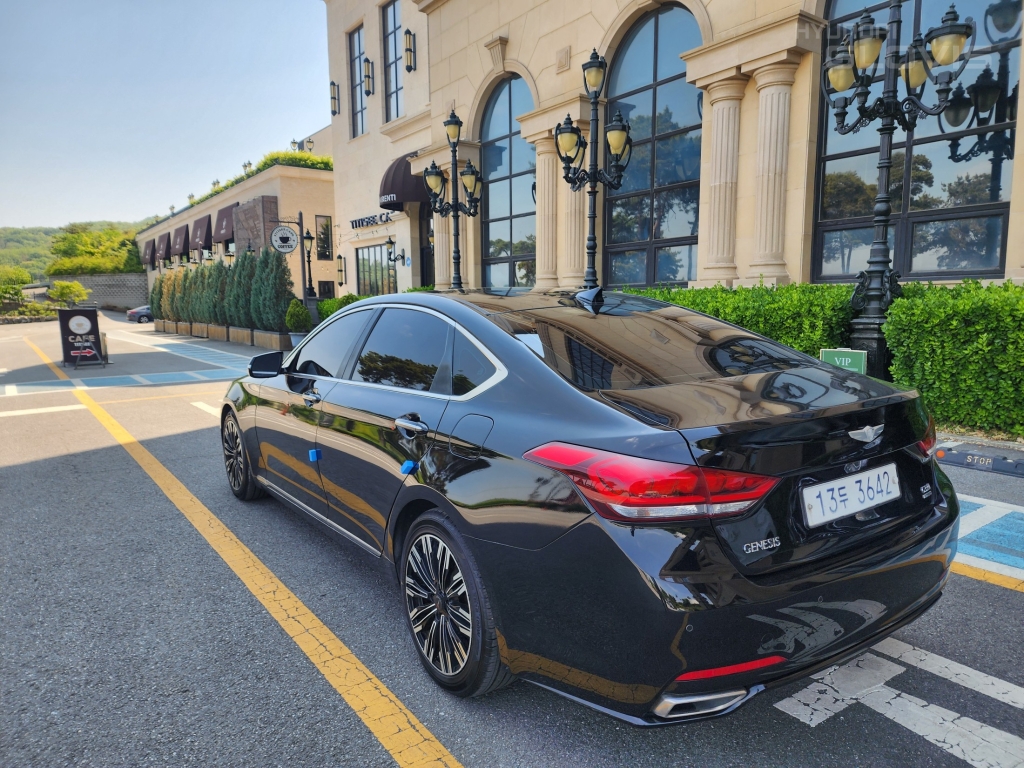 HYUNDAI Genesis DH G330 AWD