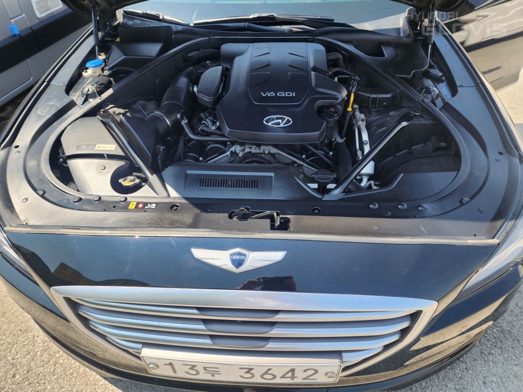 HYUNDAI Genesis DH G330 AWD
