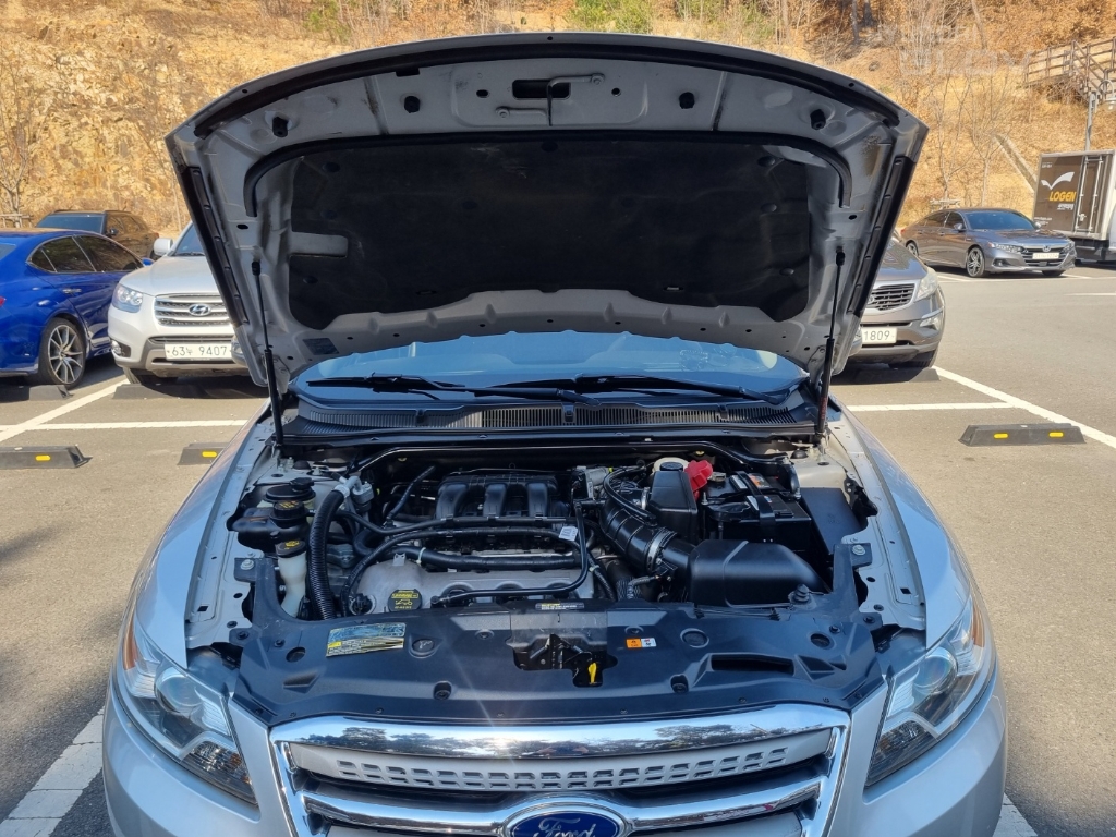 FORD Taurus (6th Generation) 3.5