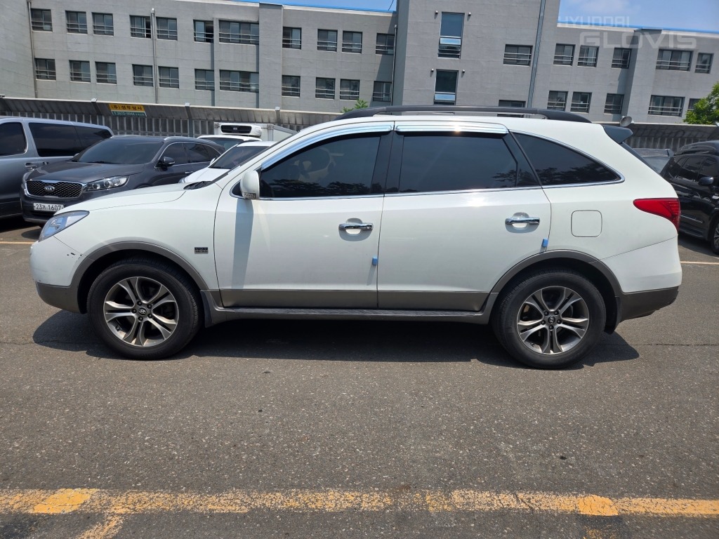HYUNDAI Veracruz Diesel 2WD