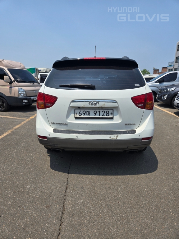 HYUNDAI Veracruz Diesel 2WD