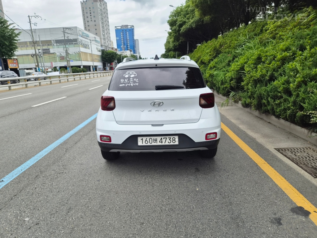 HYUNDAI Venue Smart