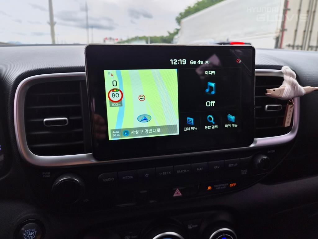 HYUNDAI Venue Smart