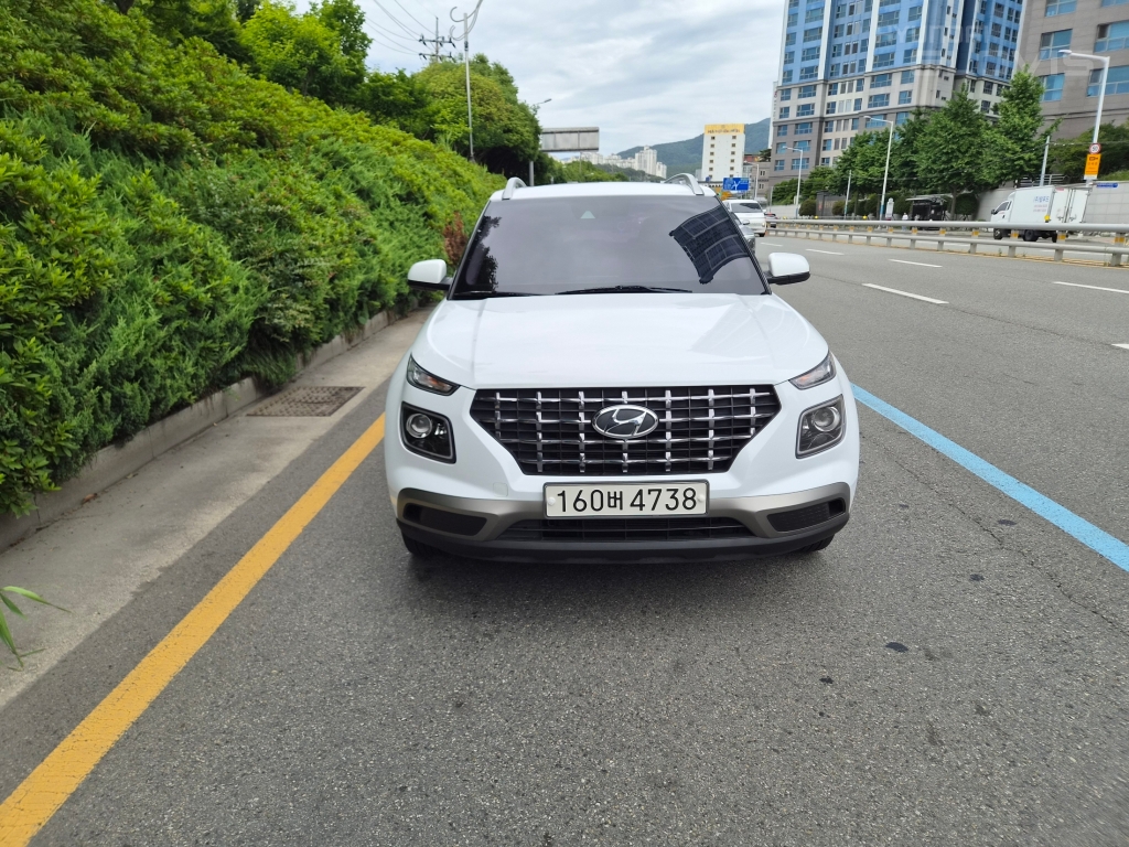 HYUNDAI Venue Smart