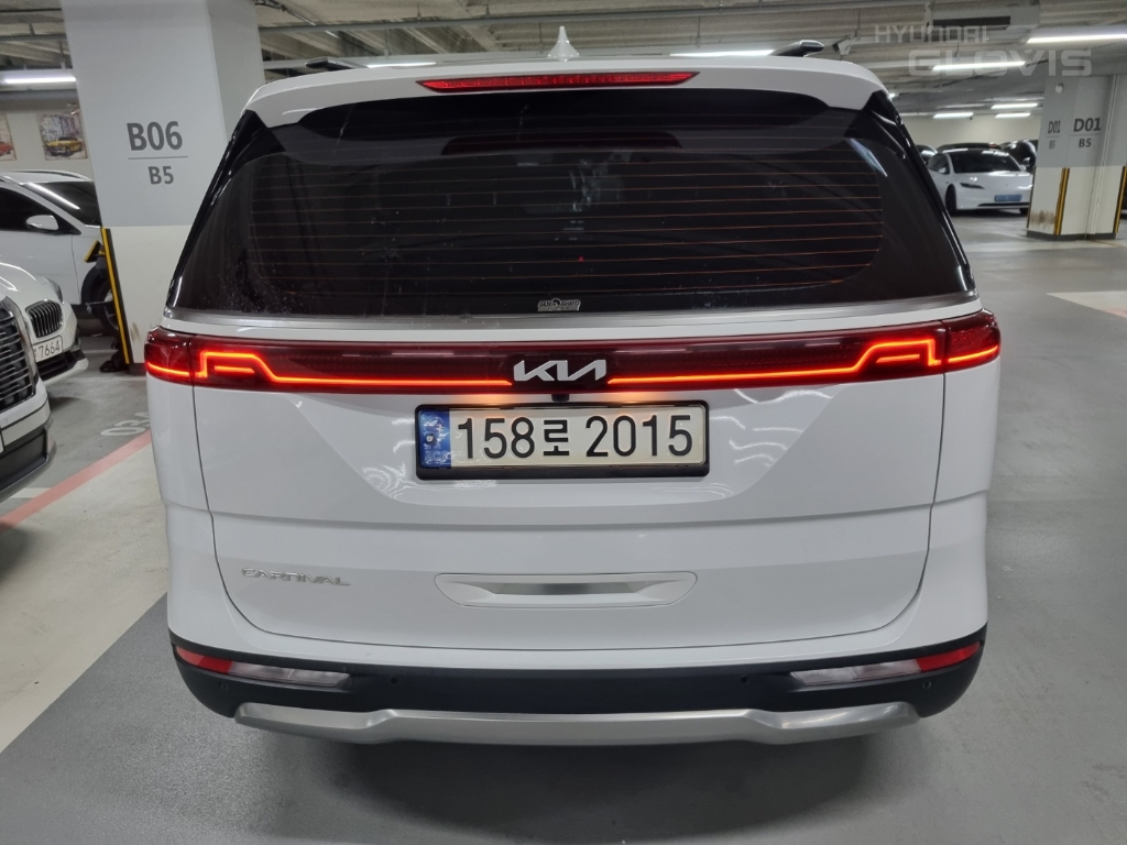 KIA New Carnival Limousine 7-Seater Diesel