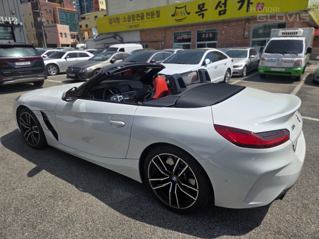 BMW Z4 (3rd Generation) 20i SDrive