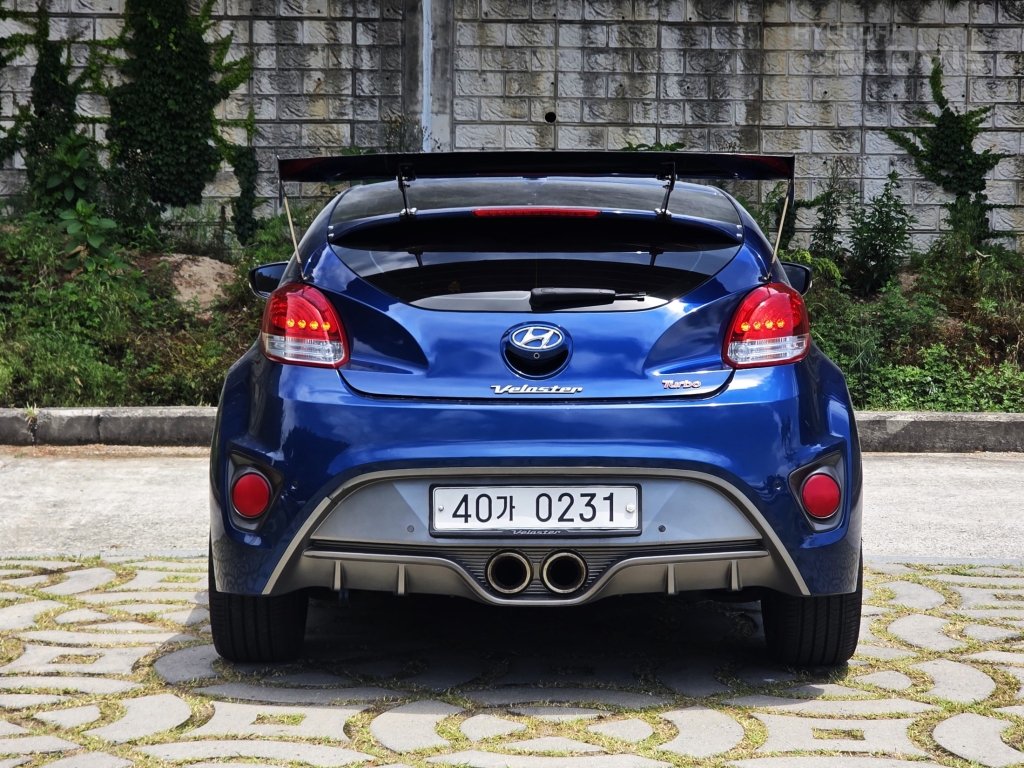 HYUNDAI The New Veloster 1.6 Turbo GDI