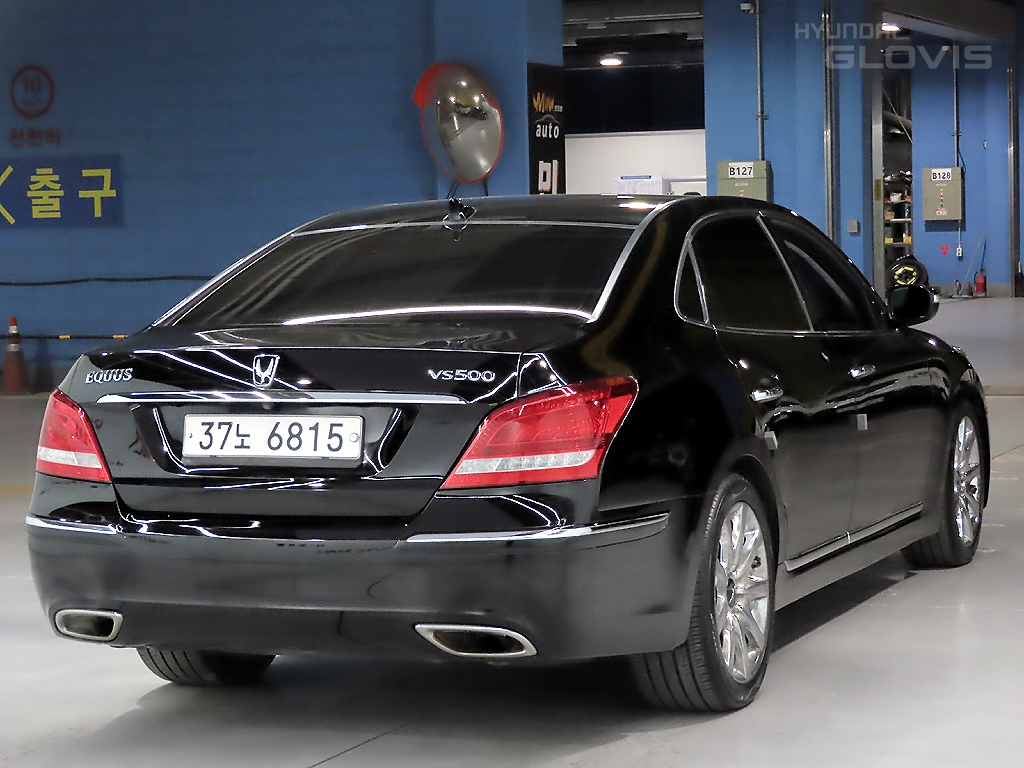 HYUNDAI Ecuus (New Model) VS500