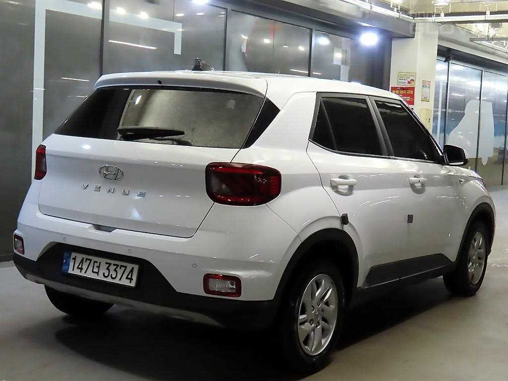 HYUNDAI Venue Smart
