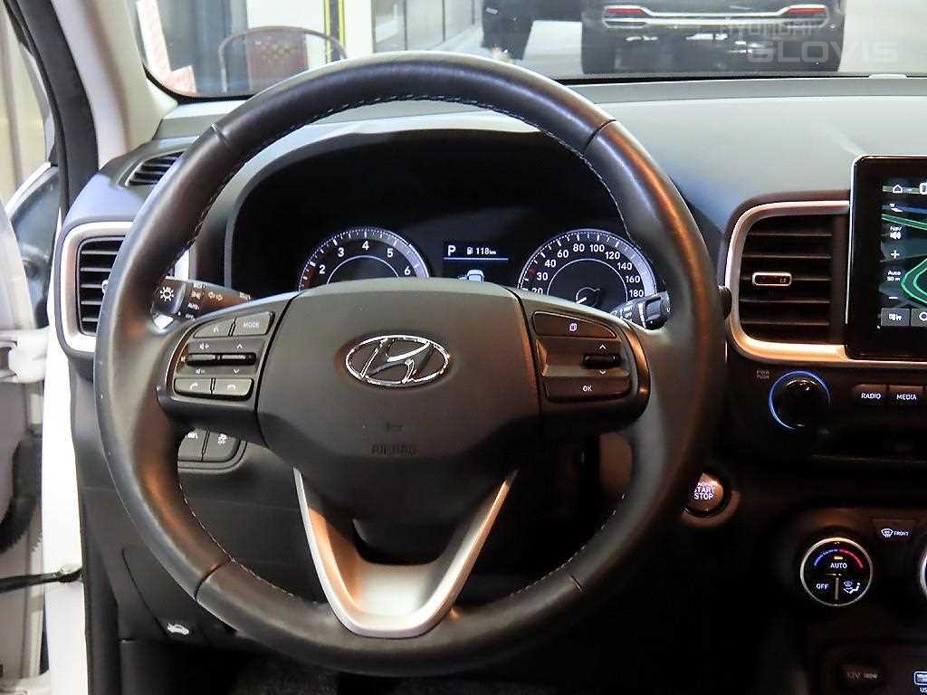 HYUNDAI Venue Smart