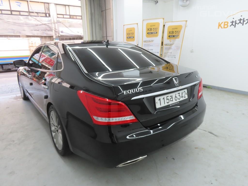 HYUNDAI Ecuus (New Model) VS380