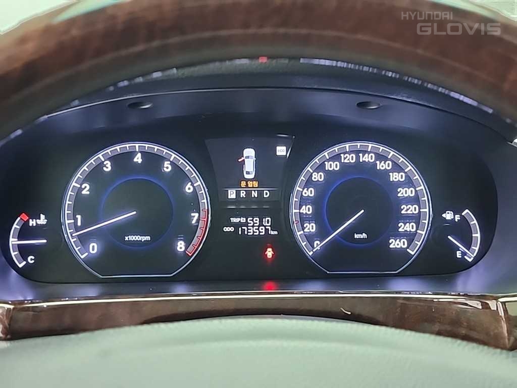 HYUNDAI Ecuus (New Model) VS380